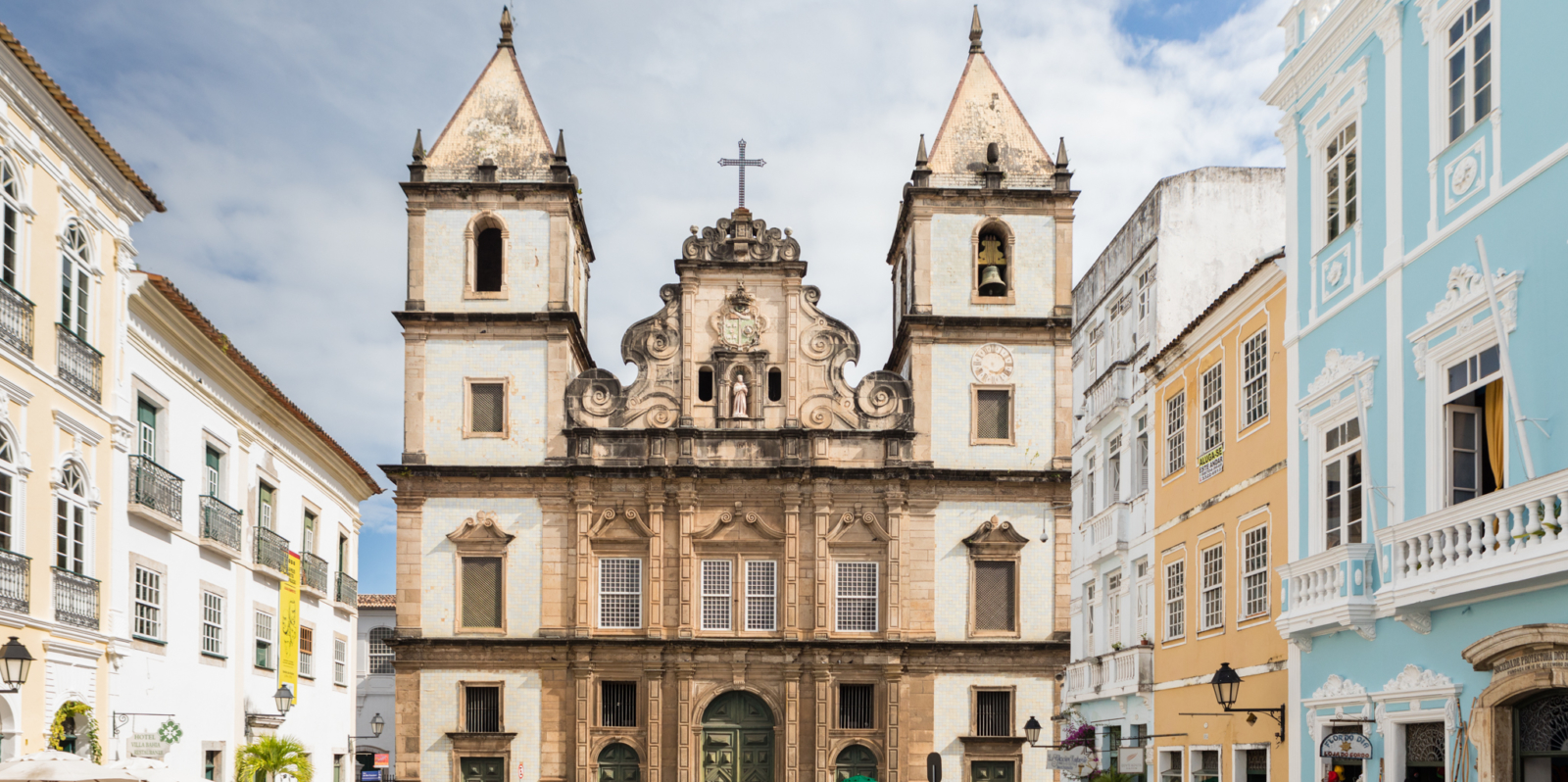 https://mdw-travel-data-us-east-1.s3.amazonaws.com/img/country/Brazil/Igreja-e-Convento-de-Sao-Francisco/img_03.jpg