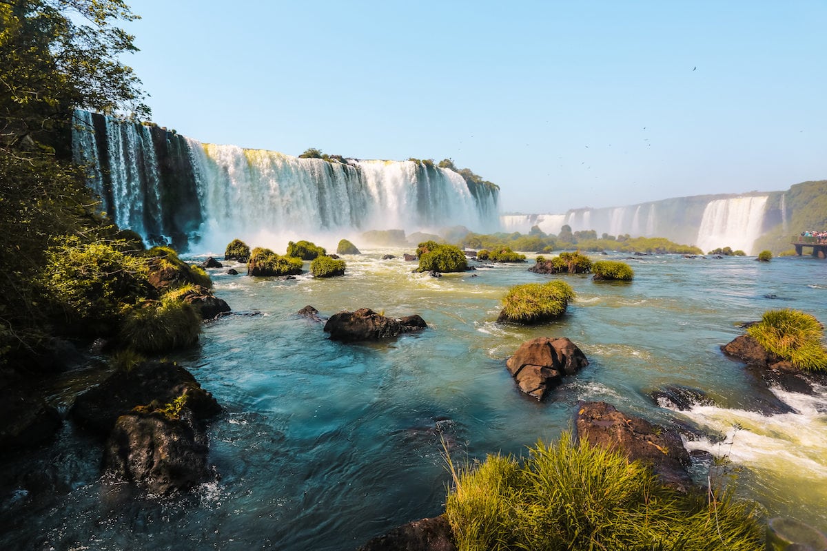 https://mdw-travel-data-us-east-1.s3.amazonaws.com/img/country/Brazil/Iguazu-Falls/img_03.jpg