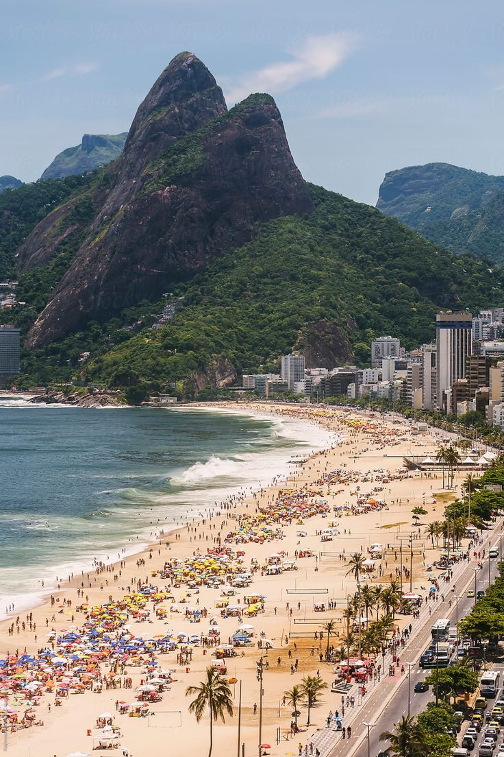 https://mdw-travel-data-us-east-1.s3.amazonaws.com/img/country/Brazil/Ipanema-Beach/img_02.jpg