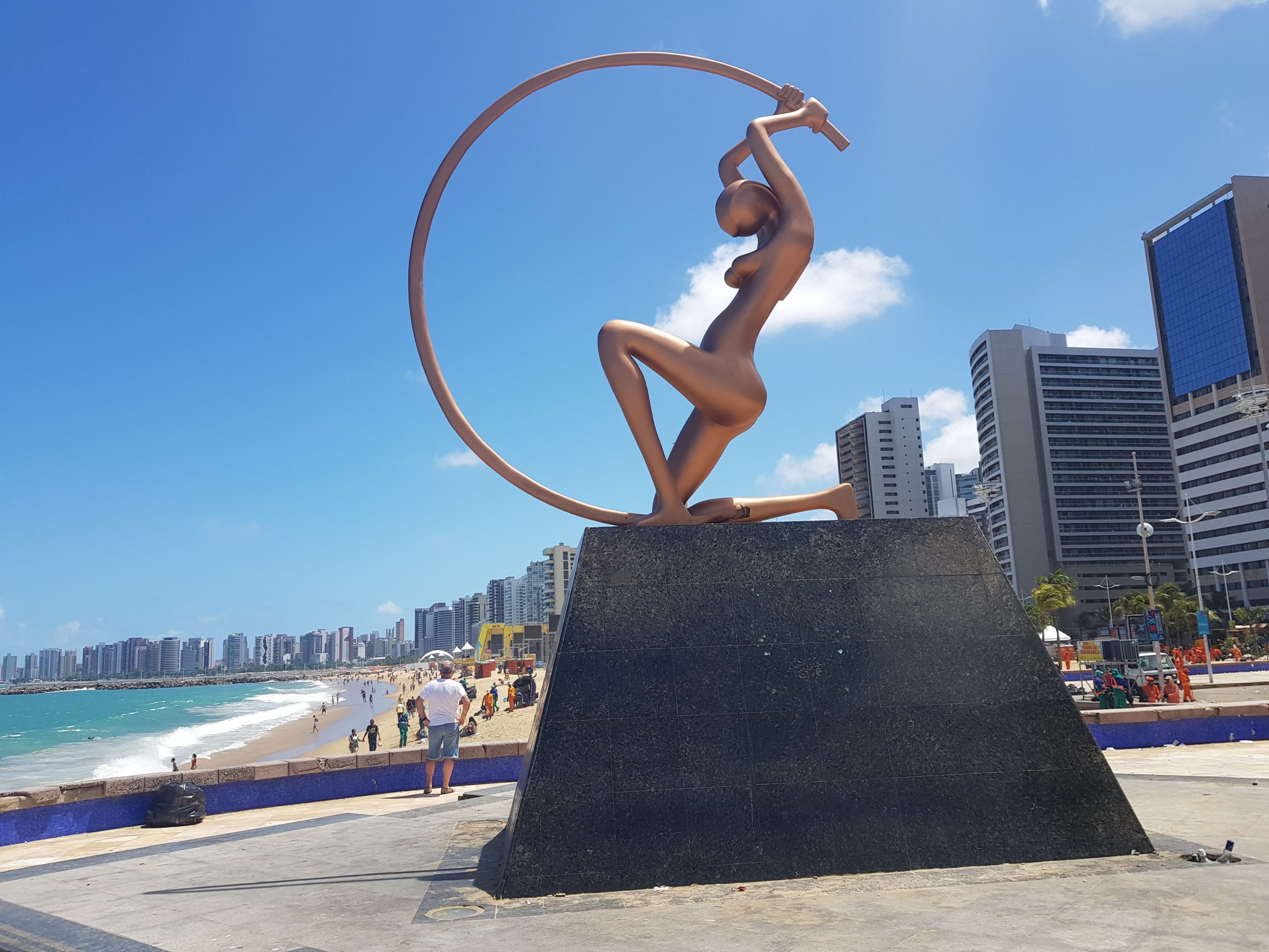 https://mdw-travel-data-us-east-1.s3.amazonaws.com/img/country/Brazil/Iracema-Statue/img_00.jpg