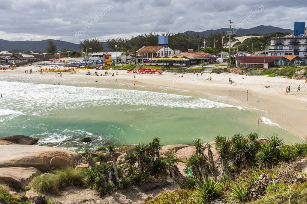 https://mdw-travel-data-us-east-1.s3.amazonaws.com/img/country/Brazil/Joaquina-Beach/img_03.jpg