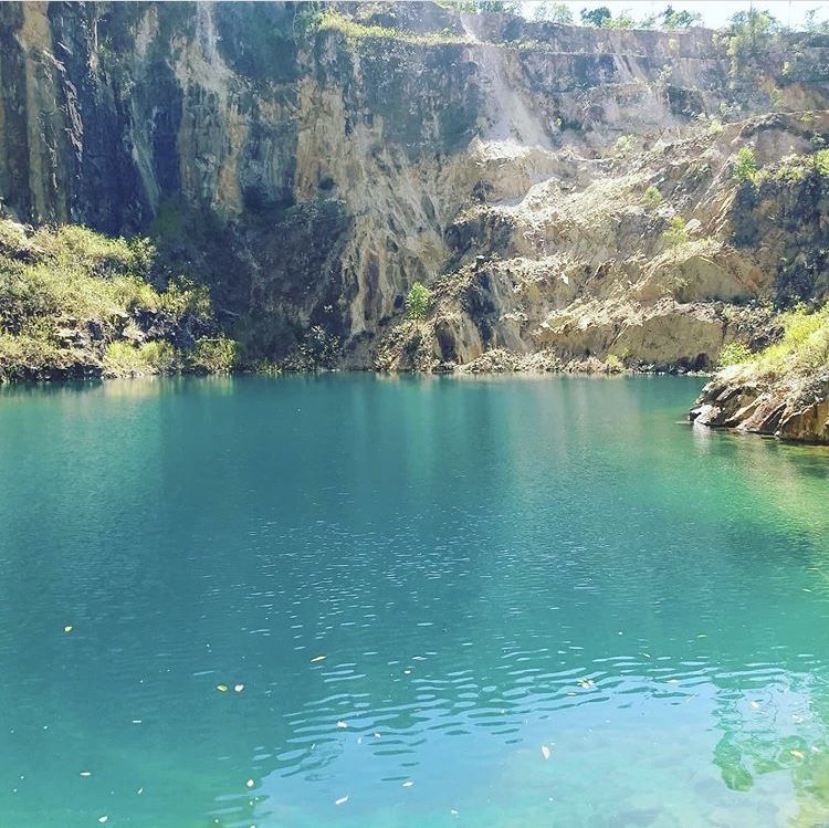 https://mdw-travel-data-us-east-1.s3.amazonaws.com/img/country/Brazil/Lagoa-Azul/img_01.jpg