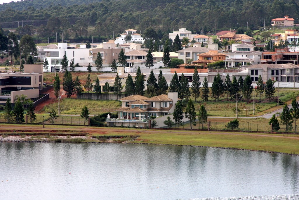 https://mdw-travel-data-us-east-1.s3.amazonaws.com/img/country/Brazil/Lagoa-dos-Ingleses/img_01.jpg