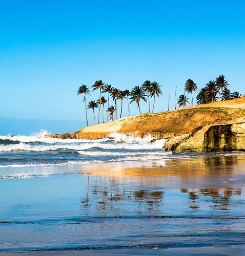https://mdw-travel-data-us-east-1.s3.amazonaws.com/img/country/Brazil/Lagoinha-Beach/img_03.jpg