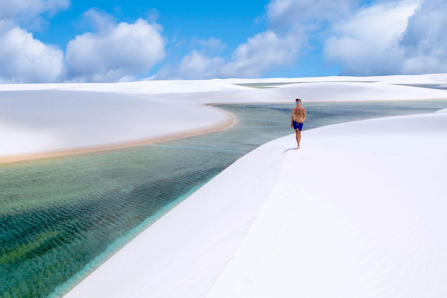 https://mdw-travel-data-us-east-1.s3.amazonaws.com/img/country/Brazil/Lencois-Maranhenses/img_04.jpg