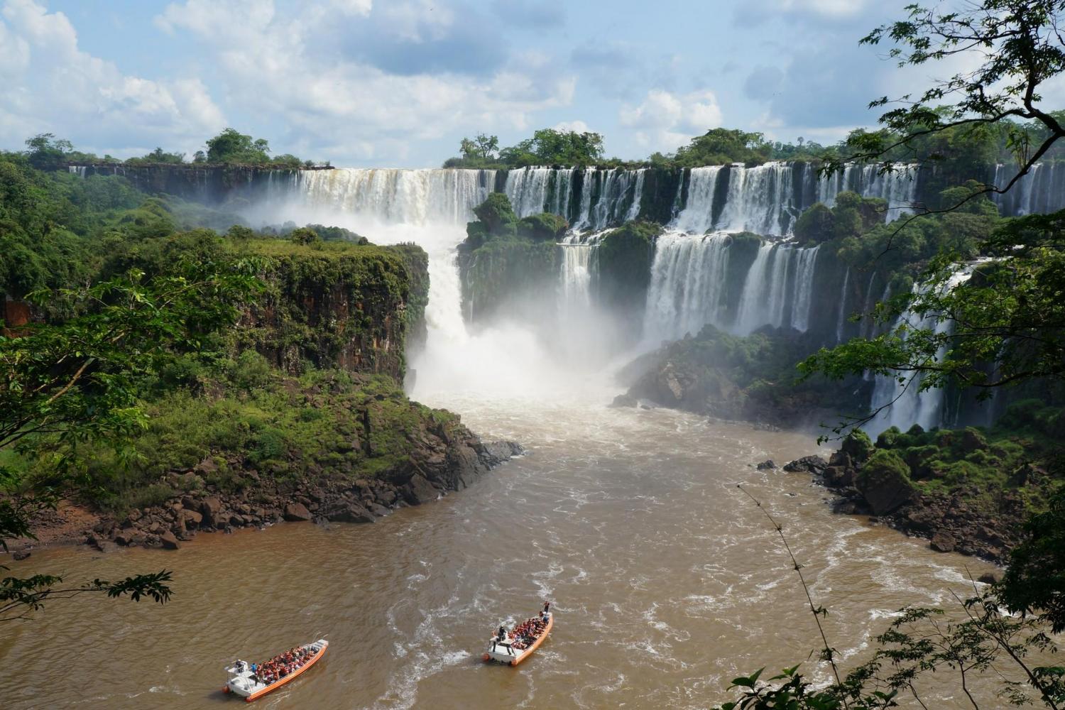 https://mdw-travel-data-us-east-1.s3.amazonaws.com/img/country/Brazil/Macuco-Safari/img_01.jpg