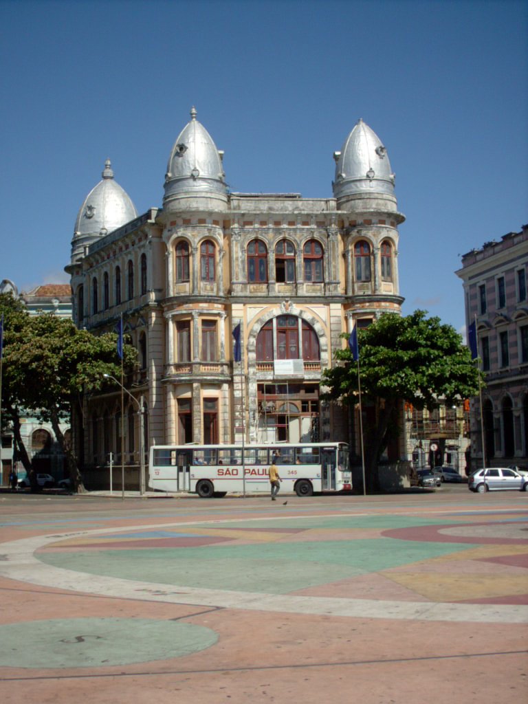 https://mdw-travel-data-us-east-1.s3.amazonaws.com/img/country/Brazil/Marco-Zero/img_01.jpg