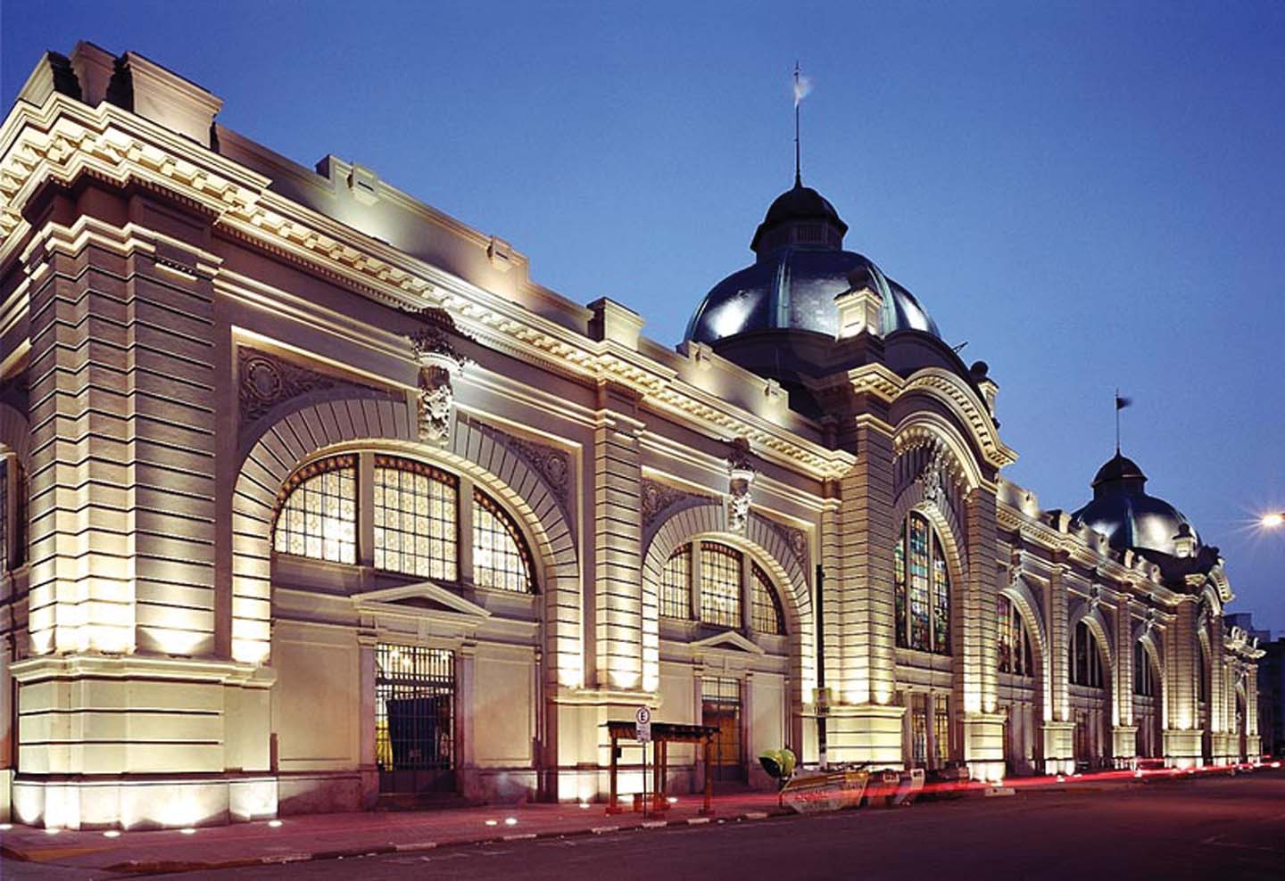 https://mdw-travel-data-us-east-1.s3.amazonaws.com/img/country/Brazil/Mercado-Municipal-de-Sao-Paulo/img_01.jpg