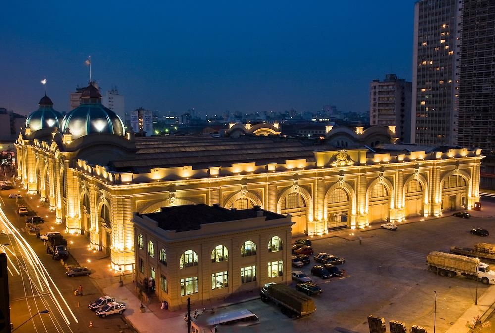https://mdw-travel-data-us-east-1.s3.amazonaws.com/img/country/Brazil/Mercado-Municipal-de-Sao-Paulo/img_02.jpg