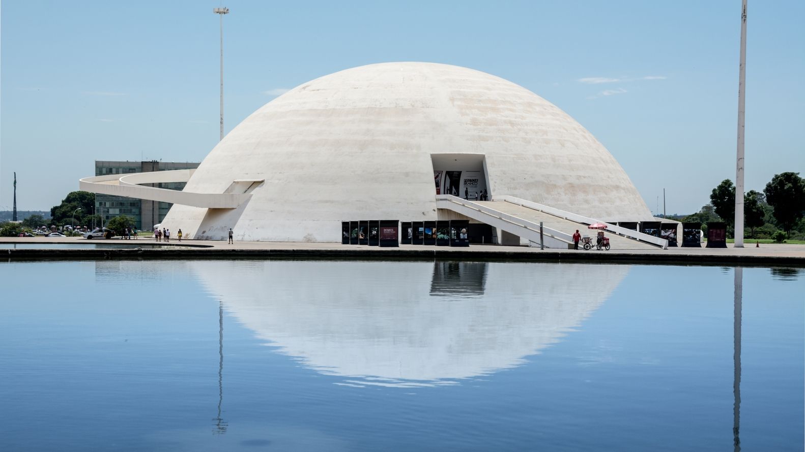 https://mdw-travel-data-us-east-1.s3.amazonaws.com/img/country/Brazil/Museu-Nacional-Honestino-Guimaraes/img_02.jpg