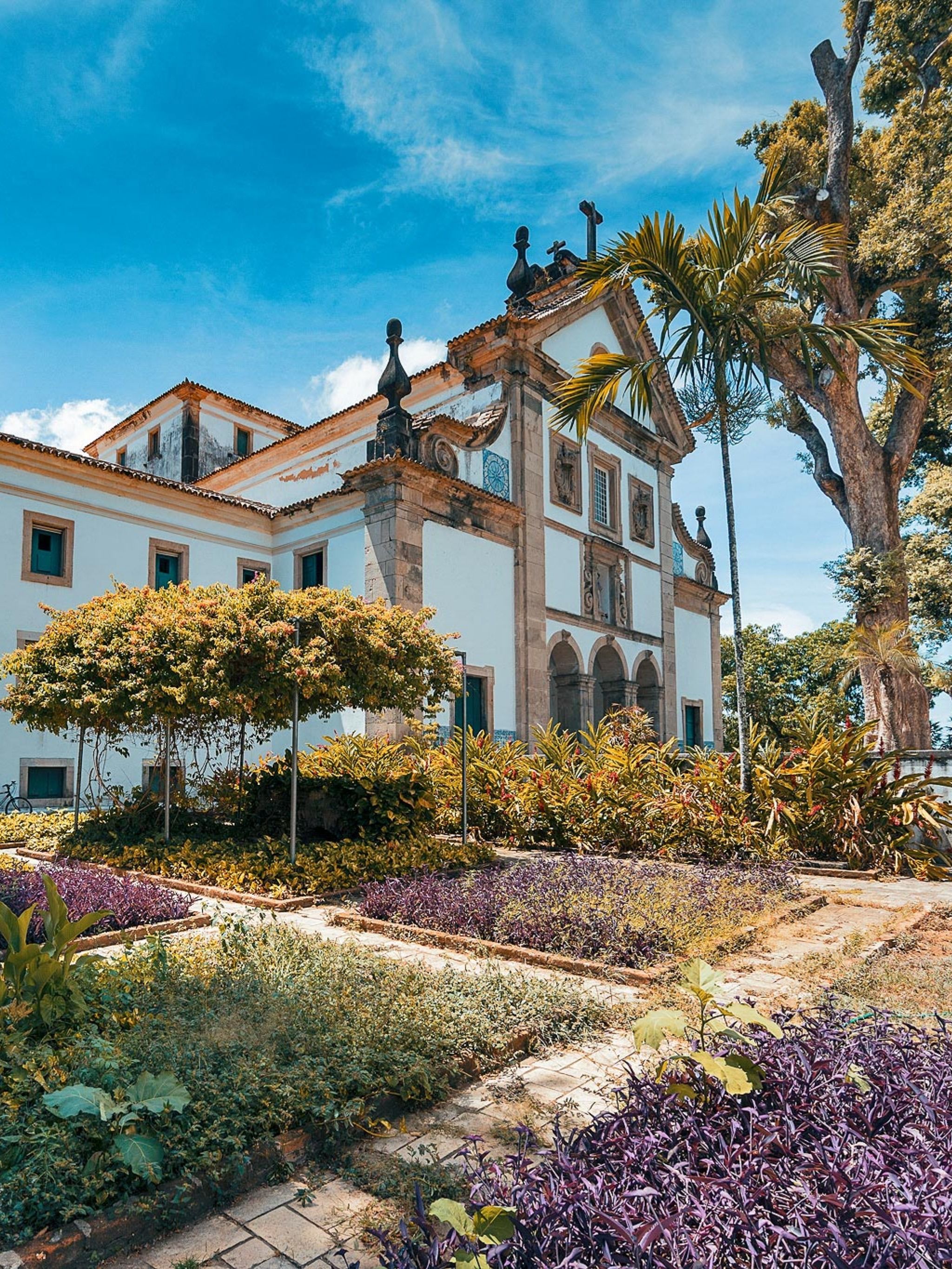 https://mdw-travel-data-us-east-1.s3.amazonaws.com/img/country/Brazil/Museu-de-Arte-Sacra-da-Bahia/img_02.jpg
