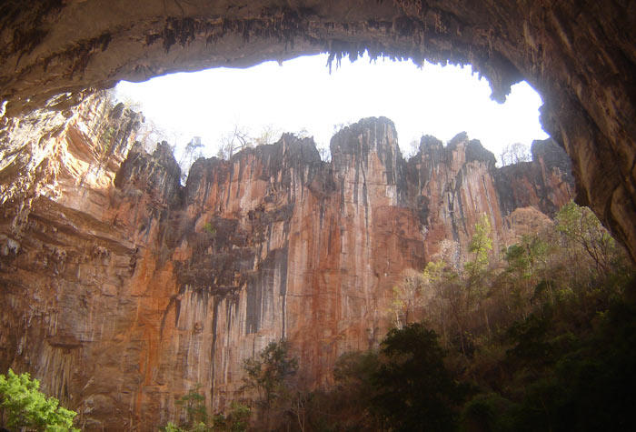 https://mdw-travel-data-us-east-1.s3.amazonaws.com/img/country/Brazil/Parque-Nacional-Cavernas-do-Peruacu/img_02.jpg
