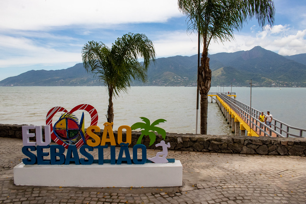 https://mdw-travel-data-us-east-1.s3.amazonaws.com/img/country/Brazil/Pontal-da-Cruz/img_01.jpg