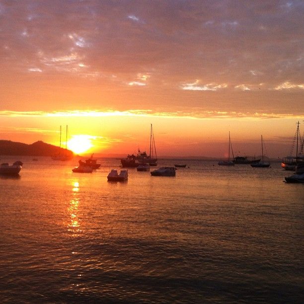 https://mdw-travel-data-us-east-1.s3.amazonaws.com/img/country/Brazil/Praia-dos-Ossos/img_03.jpg