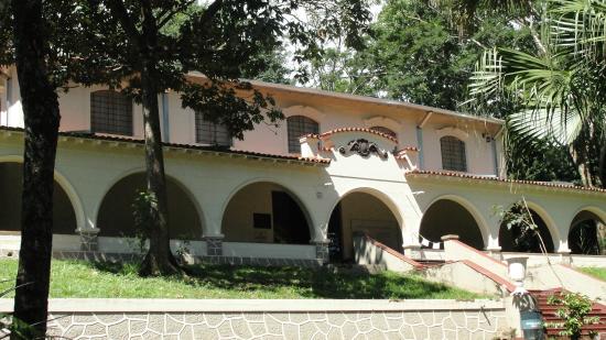https://mdw-travel-data-us-east-1.s3.amazonaws.com/img/country/Brazil/Ribeirao-Preto-Art-Museum/img_01.jpg