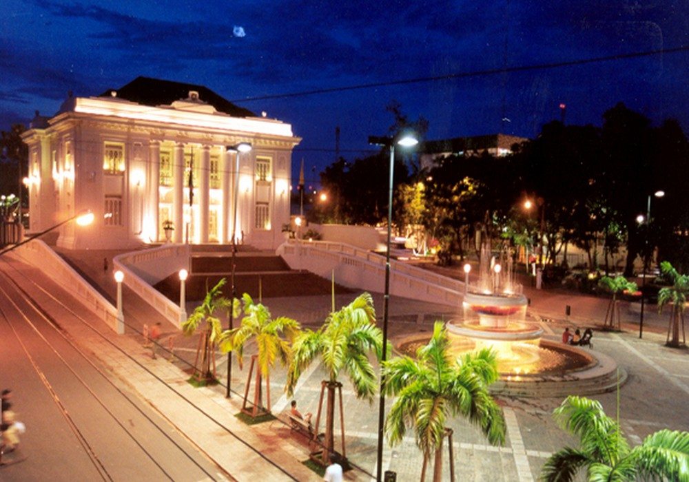 https://mdw-travel-data-us-east-1.s3.amazonaws.com/img/country/Brazil/Rio-Branco/img_00.jpg