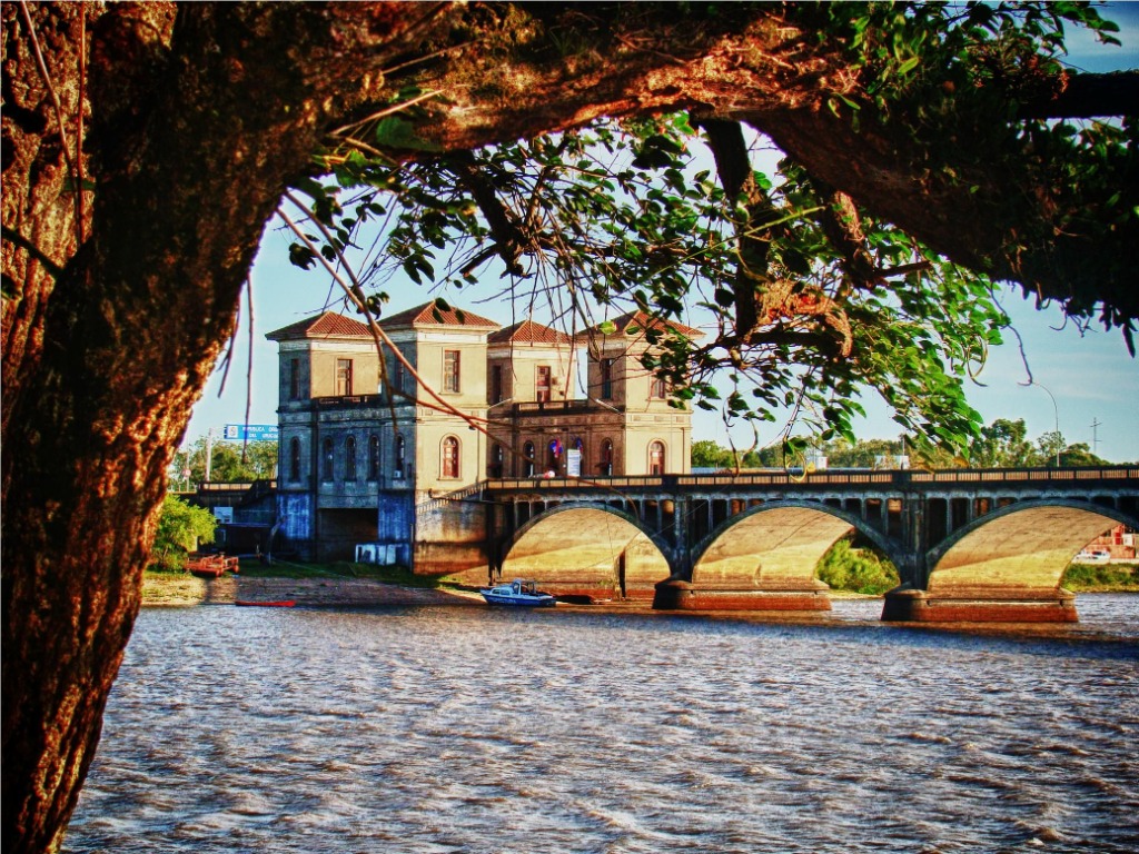 https://mdw-travel-data-us-east-1.s3.amazonaws.com/img/country/Brazil/Rio-Branco/img_02.jpg