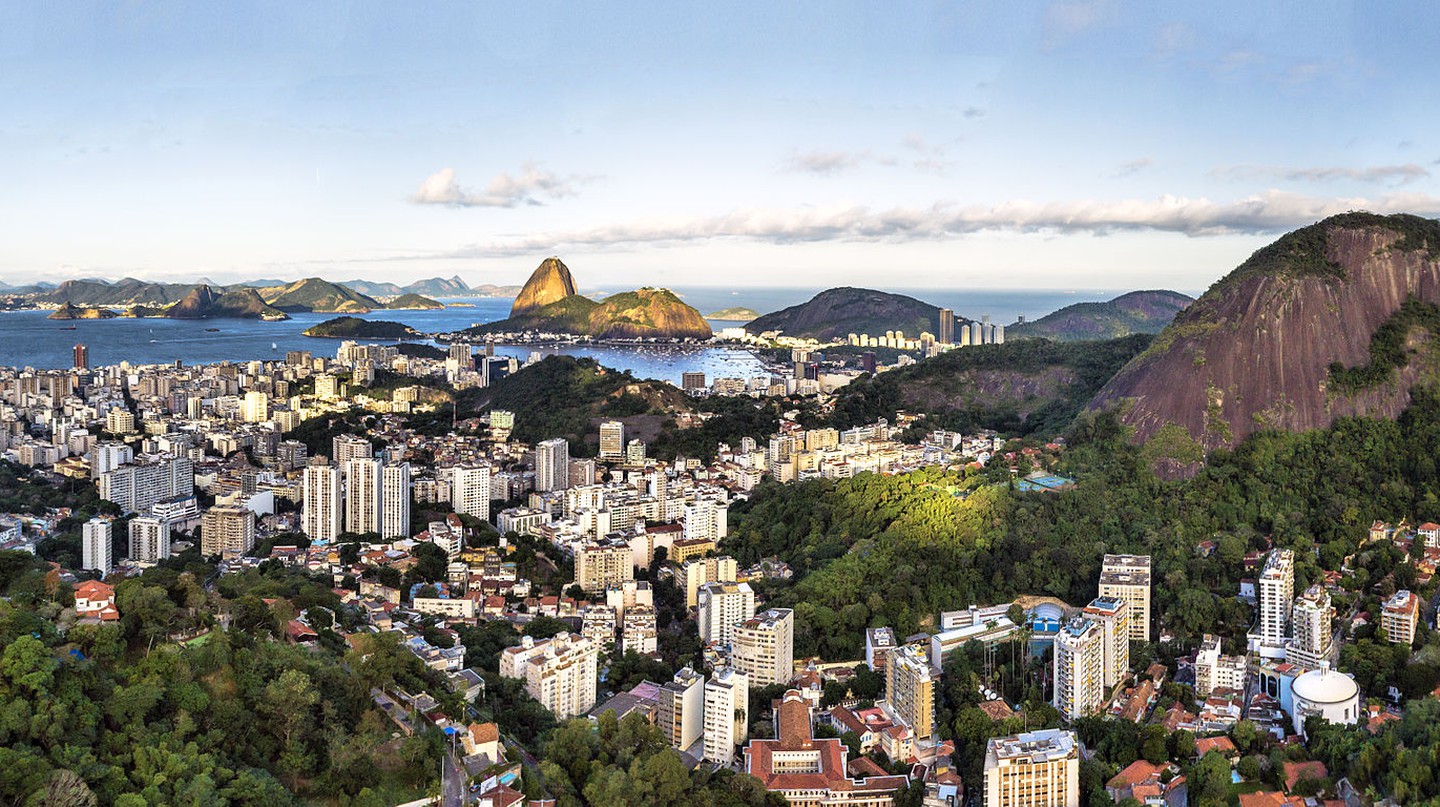 https://mdw-travel-data-us-east-1.s3.amazonaws.com/img/country/Brazil/Santa-Teresa/img_01.jpg