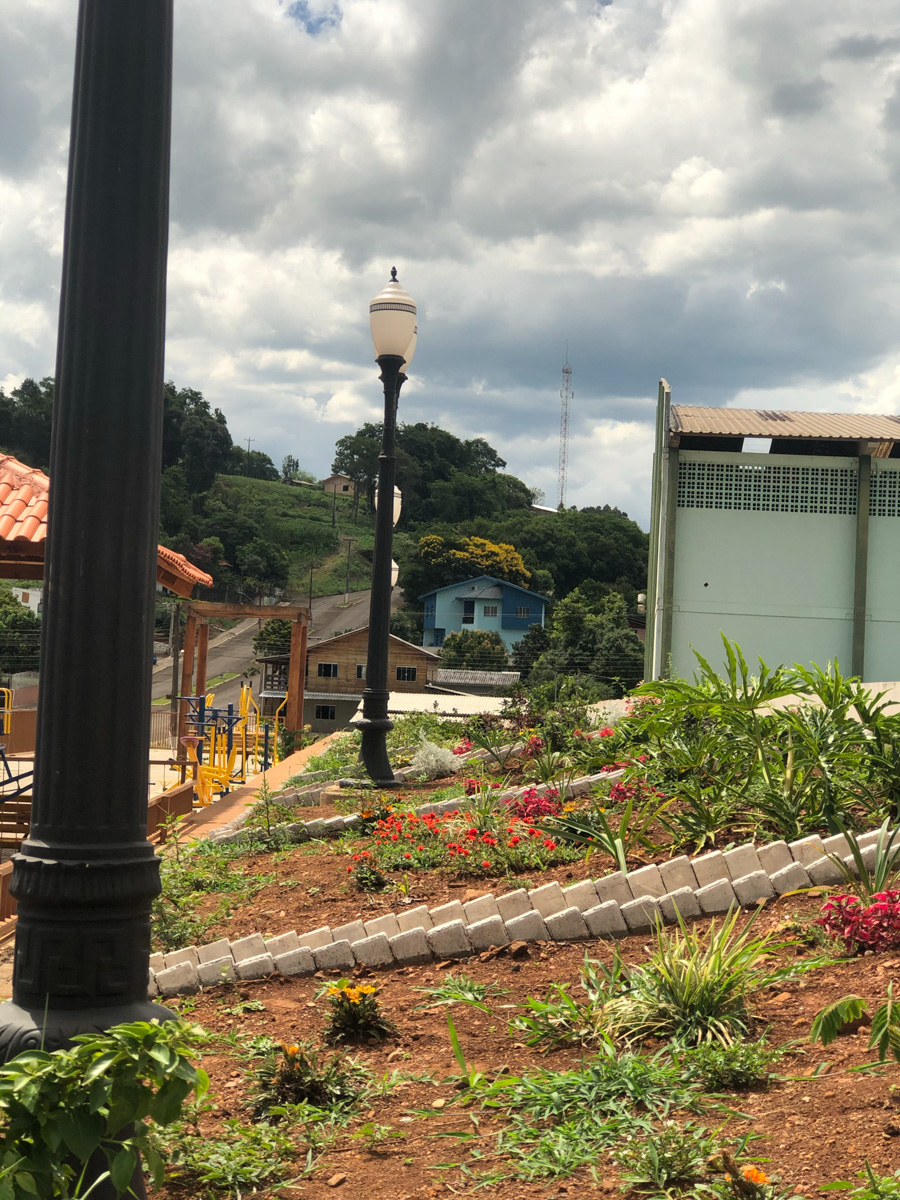 https://mdw-travel-data-us-east-1.s3.amazonaws.com/img/country/Brazil/Sao-Bernardino-Convent/img_02.jpg