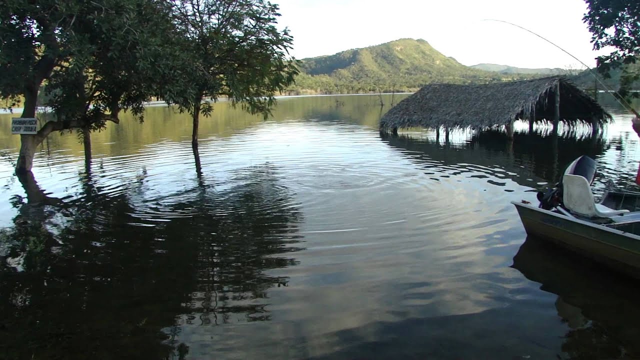 https://mdw-travel-data-us-east-1.s3.amazonaws.com/img/country/Brazil/Serra-da-Mesa/img_01.jpg