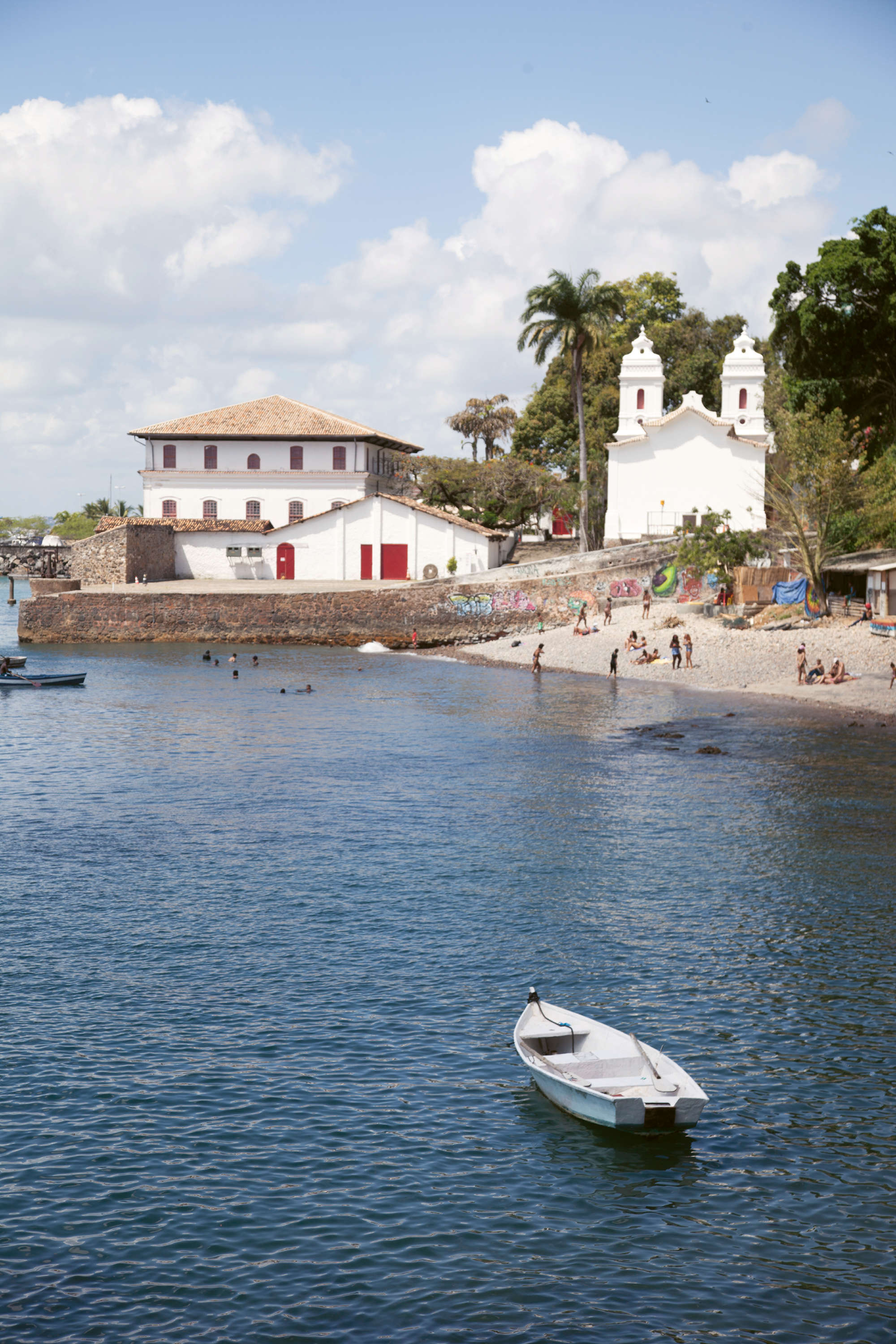 https://mdw-travel-data-us-east-1.s3.amazonaws.com/img/country/Brazil/Solar-do-Unhao/img_03.jpg
