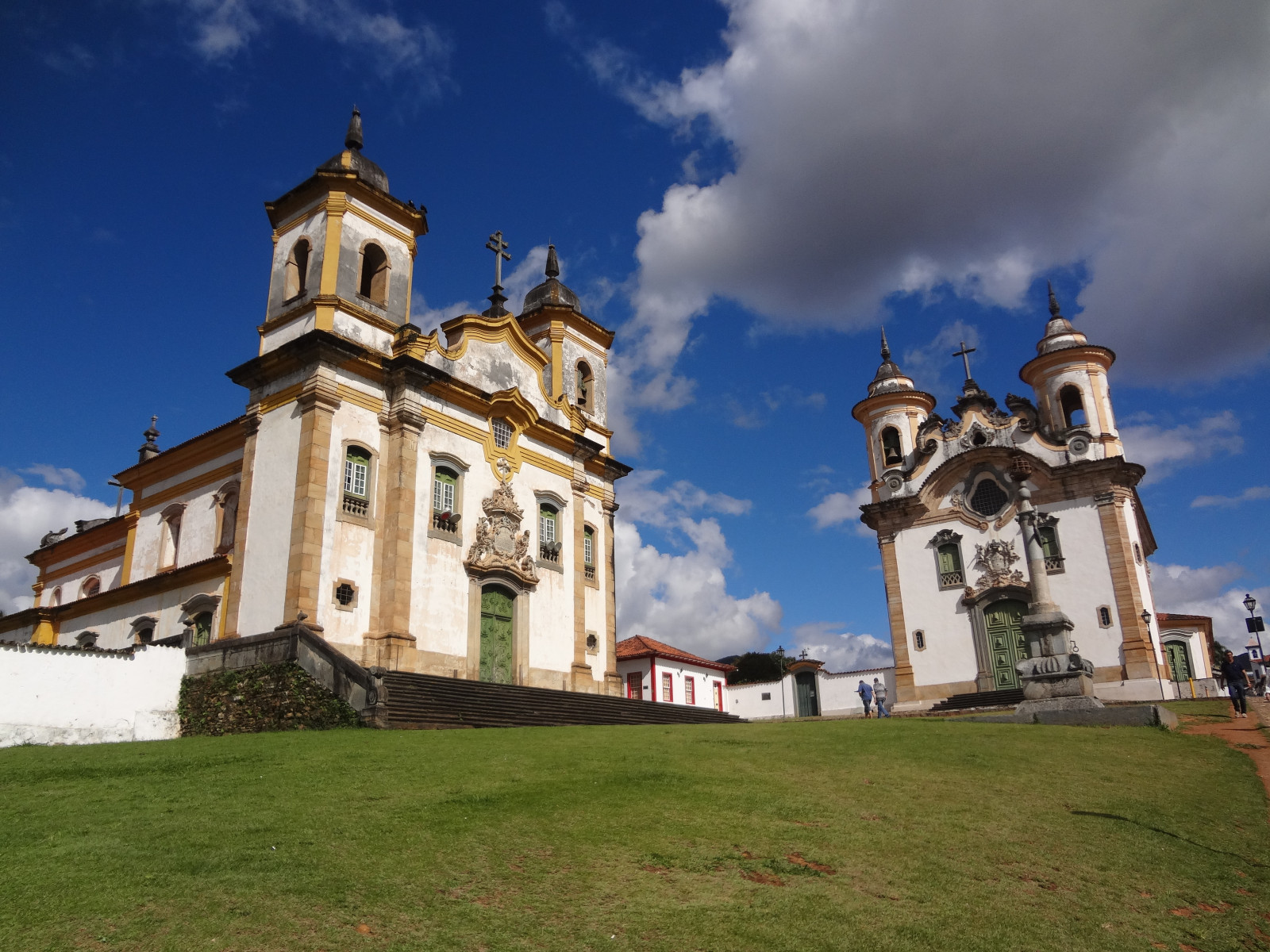 https://mdw-travel-data-us-east-1.s3.amazonaws.com/img/country/Brazil/Stone-Church/img_03.jpg