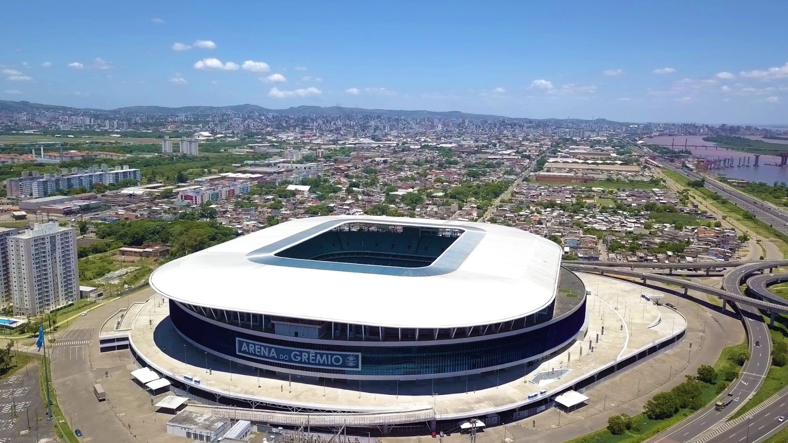 https://mdw-travel-data-us-east-1.s3.amazonaws.com/img/country/Brazil/Training-Park-Gremio-Football-Arena/img_00.jpg