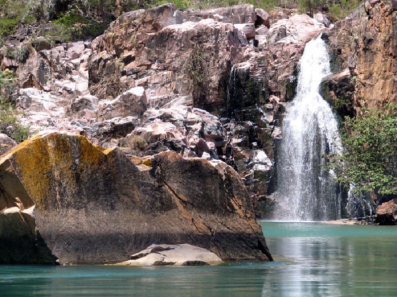 https://mdw-travel-data-us-east-1.s3.amazonaws.com/img/country/Brazil/Xingo-Canyon/img_01.jpg