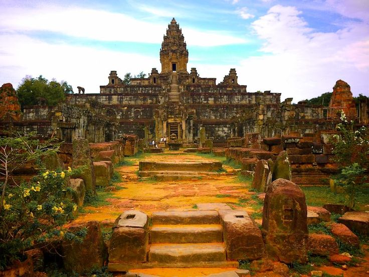 https://mdw-travel-data-us-east-1.s3.amazonaws.com/img/country/Cambodia/Bakong/img_01.jpg