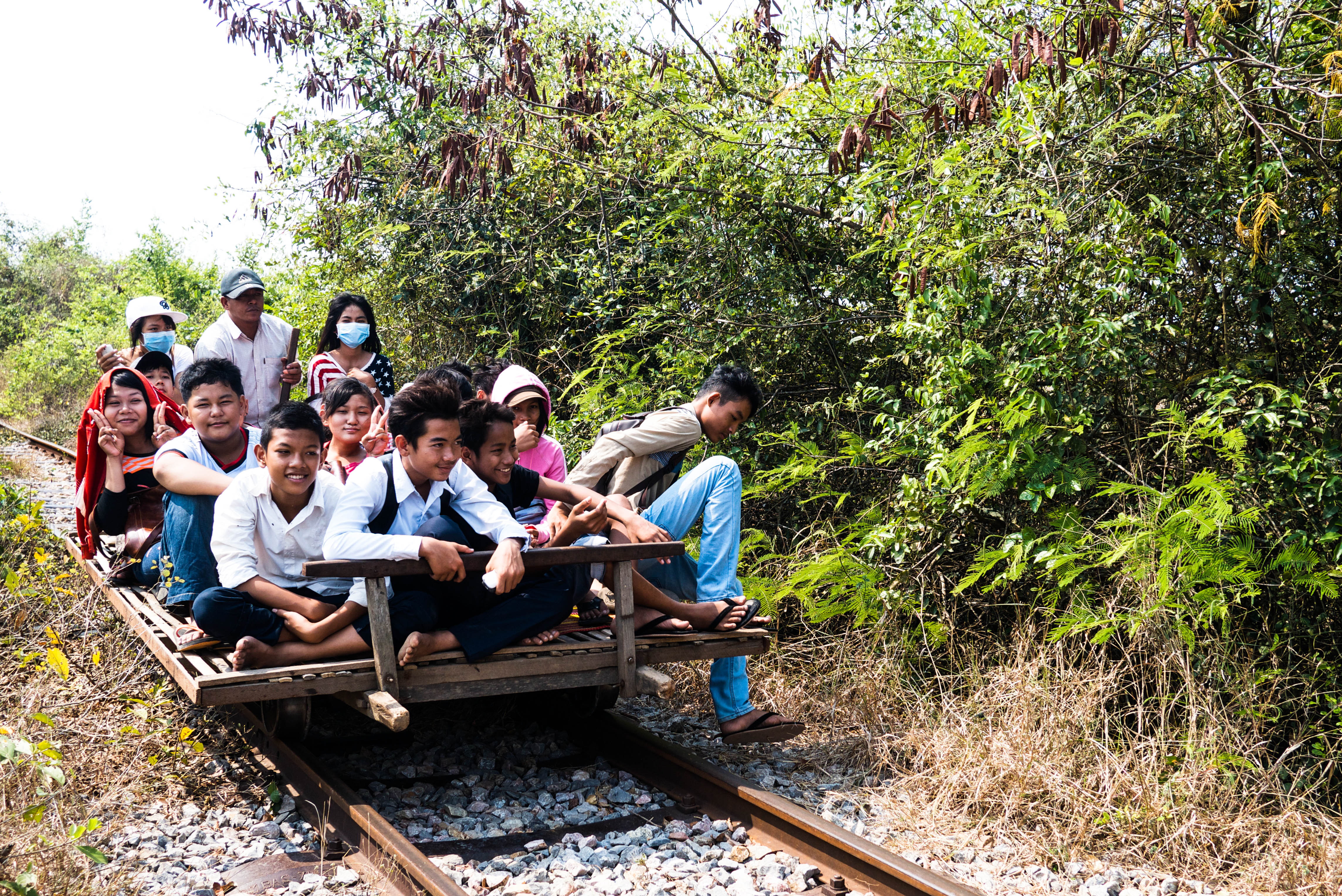 https://mdw-travel-data-us-east-1.s3.amazonaws.com/img/country/Cambodia/Bamboo-Train-Battambang/img_02.jpg