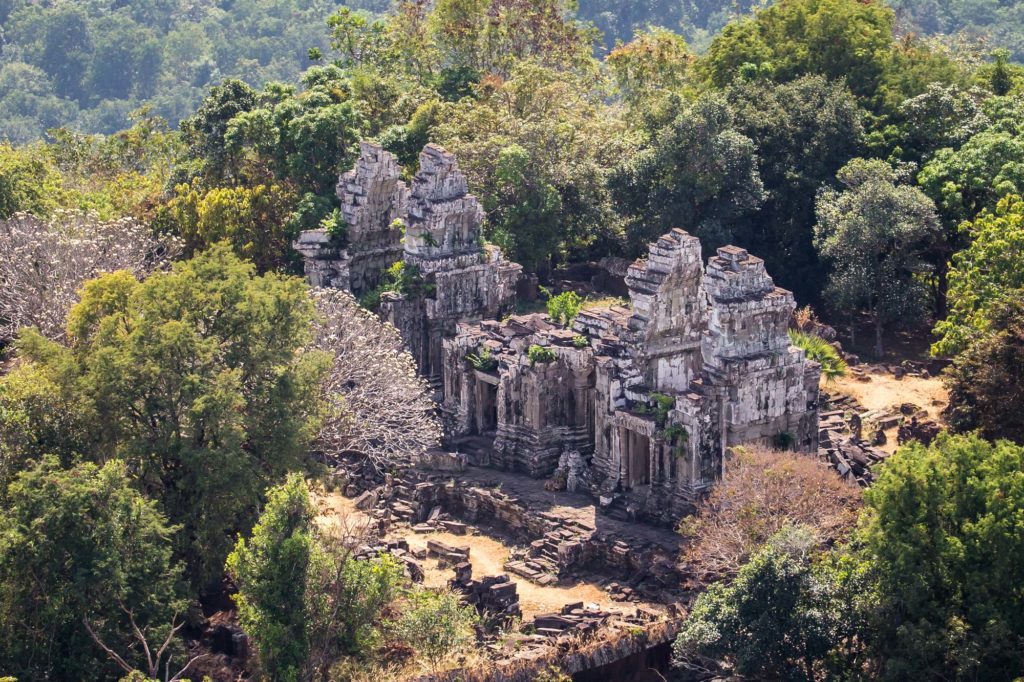 https://mdw-travel-data-us-east-1.s3.amazonaws.com/img/country/Cambodia/Cambodia-Helicopter-Tours/img_01.jpg