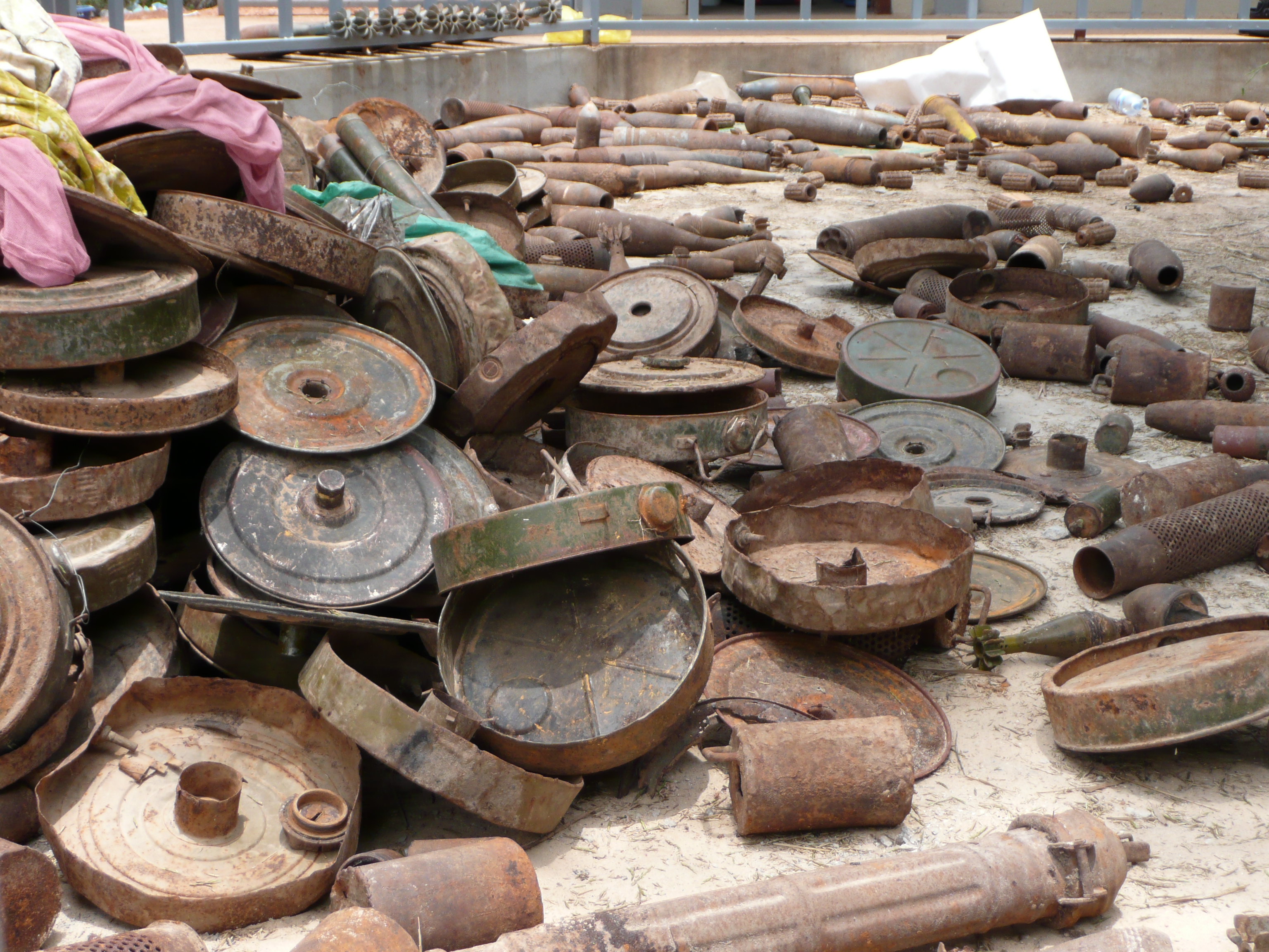 https://mdw-travel-data-us-east-1.s3.amazonaws.com/img/country/Cambodia/Cambodia-Landmine-Museum-and-Relief-Center/img_02.jpg