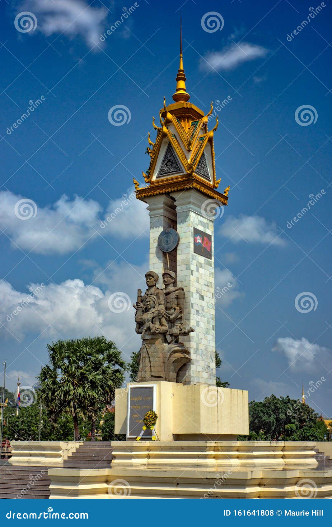 https://mdw-travel-data-us-east-1.s3.amazonaws.com/img/country/Cambodia/Cambodia-Vietnam-Friendship-Monument/img_02.jpg