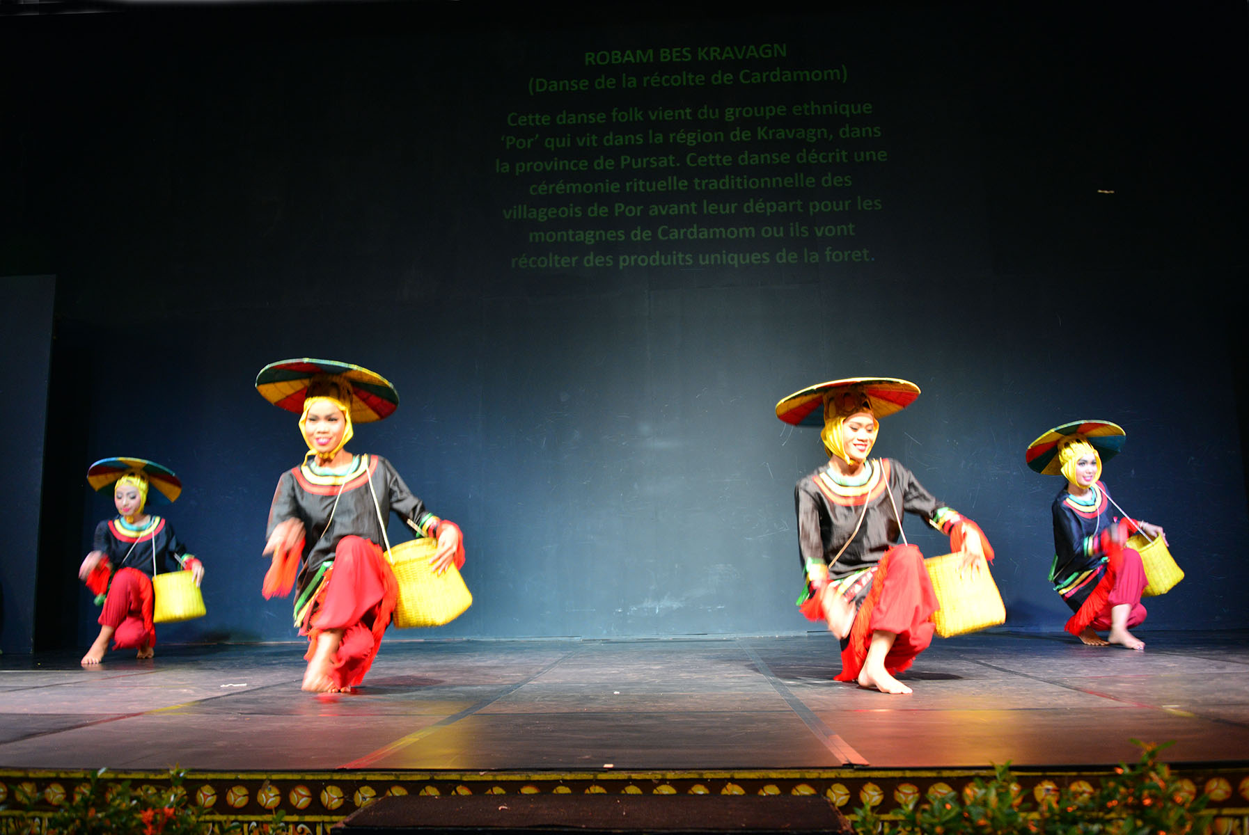 https://mdw-travel-data-us-east-1.s3.amazonaws.com/img/country/Cambodia/Cambodian-Living-Arts/img_01.jpg