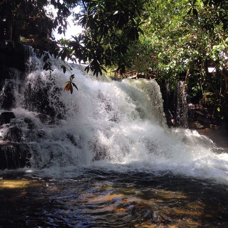 https://mdw-travel-data-us-east-1.s3.amazonaws.com/img/country/Cambodia/Chamkar-Svay-Waterfall/img_03.jpg