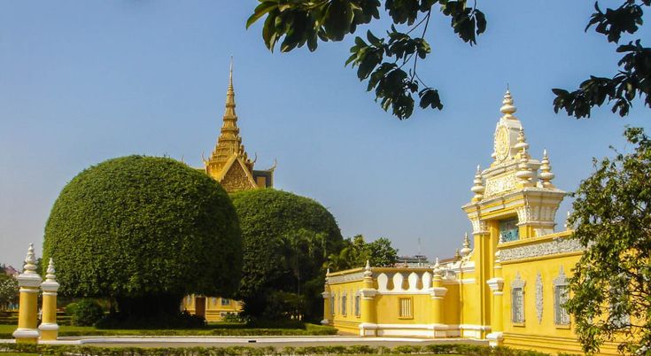 https://mdw-travel-data-us-east-1.s3.amazonaws.com/img/country/Cambodia/Choam-Ksan-District/img_03.jpg