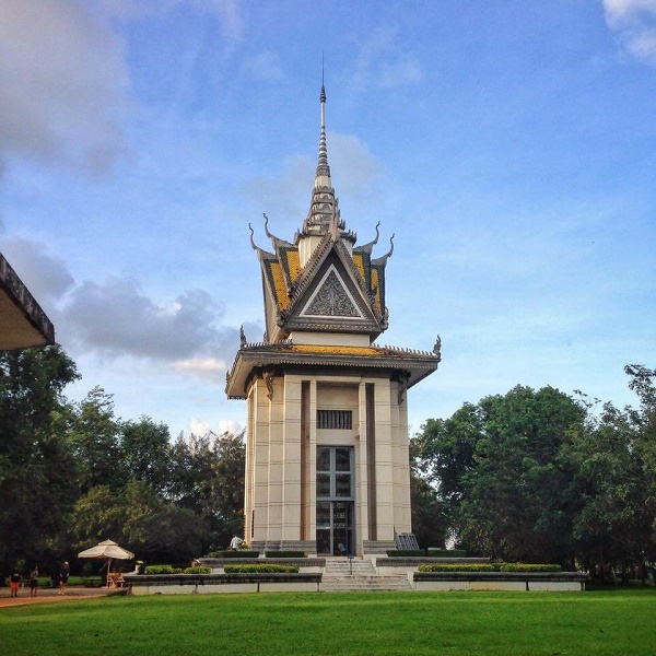 https://mdw-travel-data-us-east-1.s3.amazonaws.com/img/country/Cambodia/Choeung-Ek-Killing-Fields/img_02.jpg