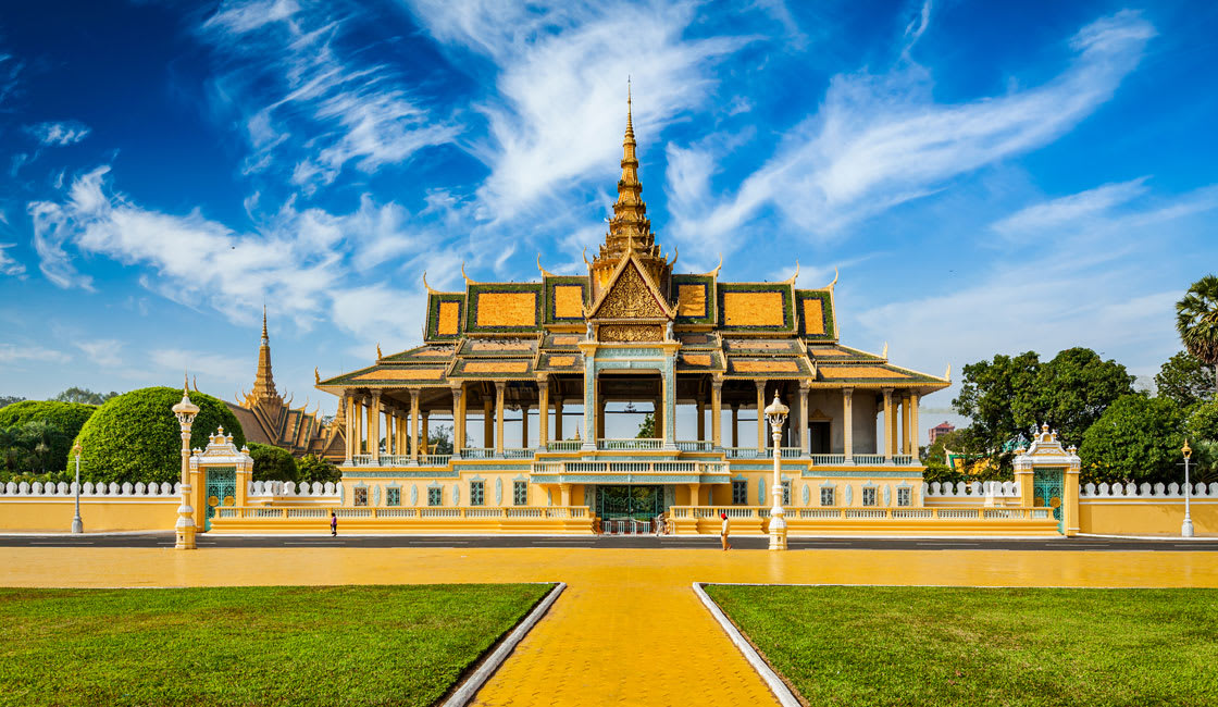 https://mdw-travel-data-us-east-1.s3.amazonaws.com/img/country/Cambodia/Chrouy-Thmar-River/img_02.jpg
