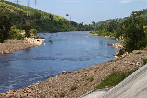 https://mdw-travel-data-us-east-1.s3.amazonaws.com/img/country/Cambodia/Dak-Dam/img_02.jpg