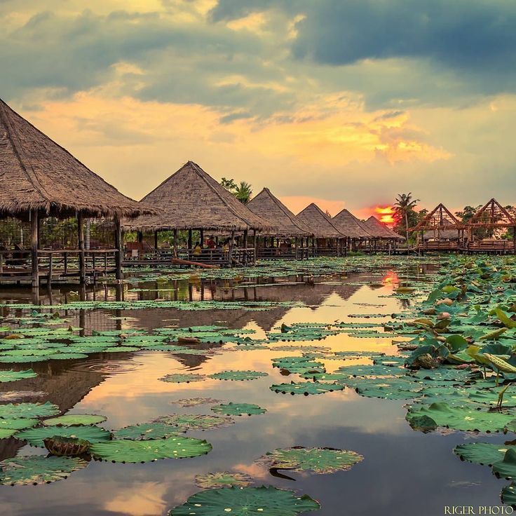 https://mdw-travel-data-us-east-1.s3.amazonaws.com/img/country/Cambodia/Doh-Kromom-Resort/img_04.jpg