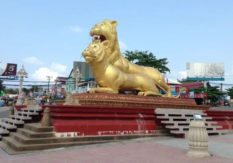 https://mdw-travel-data-us-east-1.s3.amazonaws.com/img/country/Cambodia/Golden-Lion-Plaza/img_02.jpg