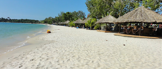 https://mdw-travel-data-us-east-1.s3.amazonaws.com/img/country/Cambodia/Independence-Beach/img_04.jpg