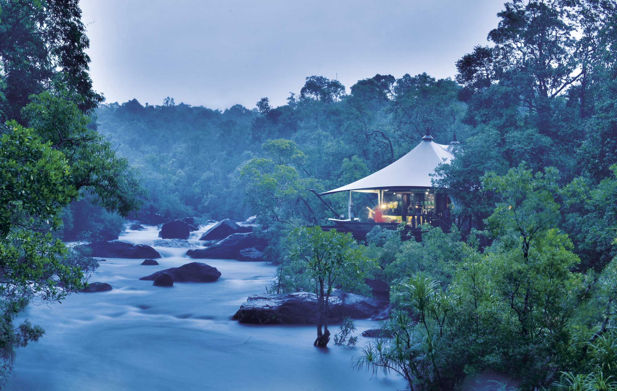 https://mdw-travel-data-us-east-1.s3.amazonaws.com/img/country/Cambodia/Jungle-Zoo/img_00.jpg