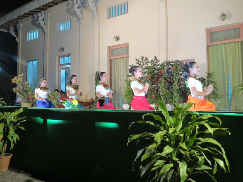https://mdw-travel-data-us-east-1.s3.amazonaws.com/img/country/Cambodia/Kampot-Traditional-Music-School/img_01.jpg