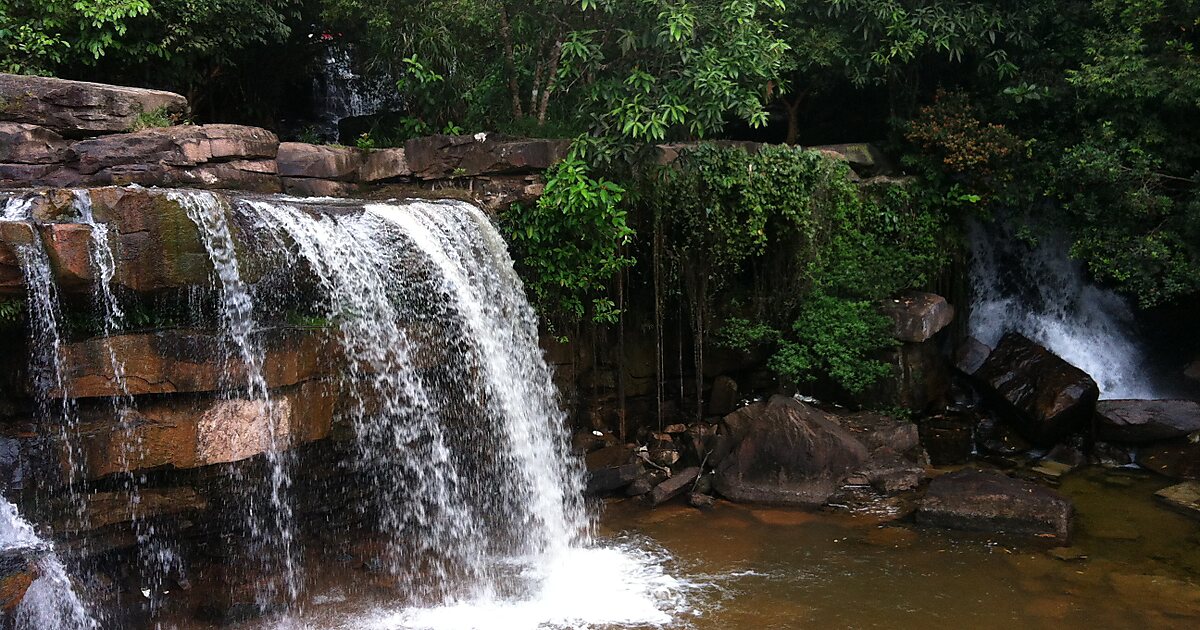 https://mdw-travel-data-us-east-1.s3.amazonaws.com/img/country/Cambodia/Kbal-Chhay-Prek-Koh-Waterfall/img_03.jpg