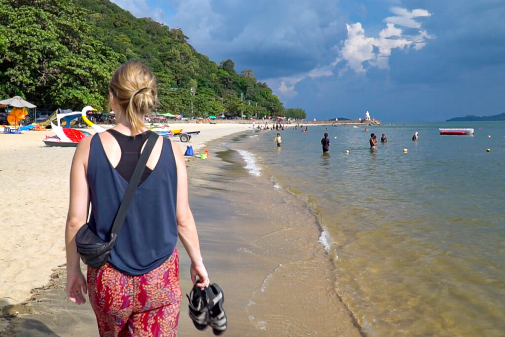 https://mdw-travel-data-us-east-1.s3.amazonaws.com/img/country/Cambodia/Kep-Beach-Club/img_02.jpg