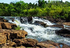 https://mdw-travel-data-us-east-1.s3.amazonaws.com/img/country/Cambodia/Koh-Keh-Waterfall/img_03.jpg