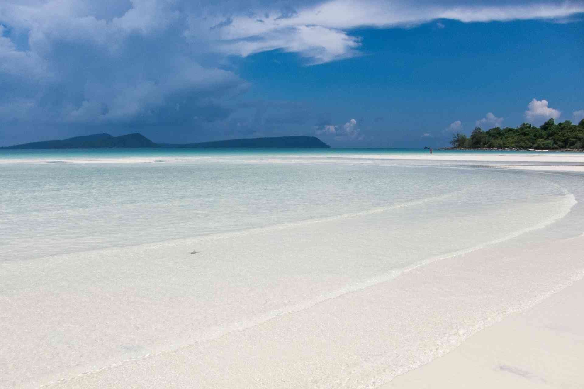https://mdw-travel-data-us-east-1.s3.amazonaws.com/img/country/Cambodia/Koh-Rong-Activities-Center/img_02.jpg