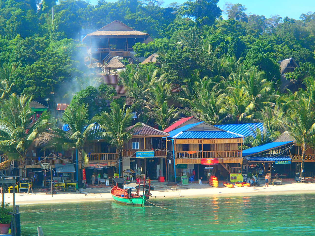 https://mdw-travel-data-us-east-1.s3.amazonaws.com/img/country/Cambodia/Koh-Rong-Pier/img_02.jpg
