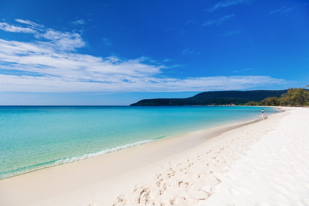 https://mdw-travel-data-us-east-1.s3.amazonaws.com/img/country/Cambodia/Koh-Rong-Samloem-Island/img_05.jpg